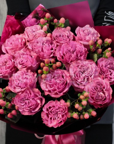 Букет из 15 пионовидных роз #R3037