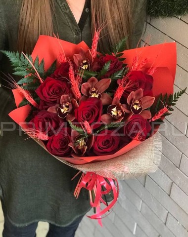 Сборный букет из роз и орхидеи  #A7955