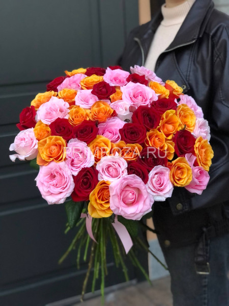Букет из 51 розы микс