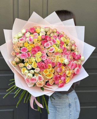 Букет из 51 кустовой розы #R0051