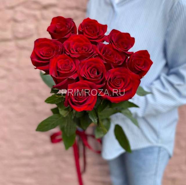#DV030 БУКЕТ ИЗ 11  ВЫСОКИХ КРАСНЫХ РОЗ 