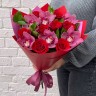 Букет из роз с орхидеями #R006012