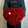 Букет из роз в декоративной коробке #R6016