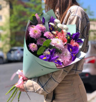Нежное ассорти с ирисом #R0974