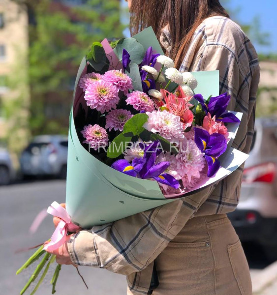 Нежное ассорти с ирисом #R0974