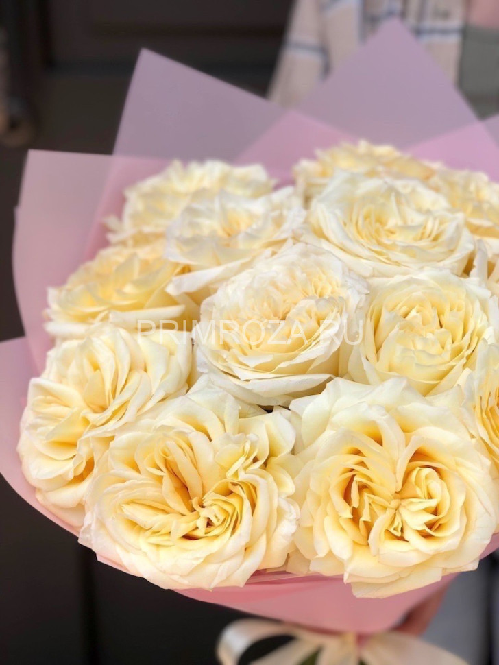Цветы c доставкой во Владивостоке <br>#DV034 Букет пионовидных роз  