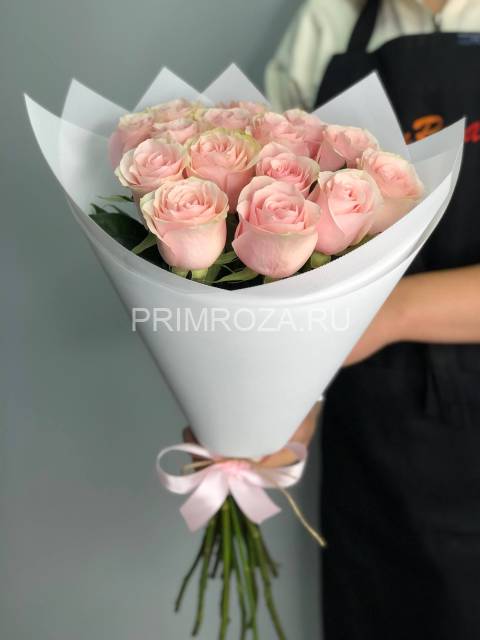 #DV032 Букет из 15 роз 