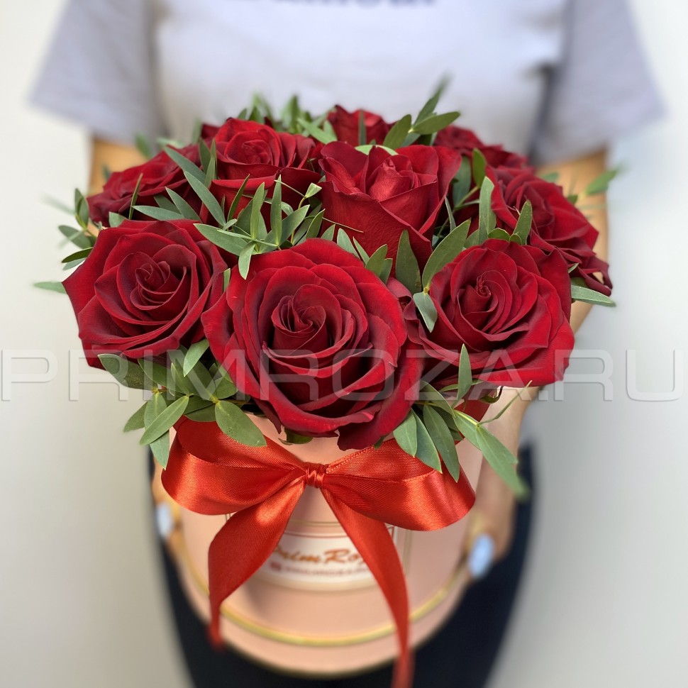Букет из роз в декоративной коробке #R1420 доставка во Владивостоке фото 1 — Primroza