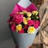 Букет из кустовых роз микс ( 5 шт) 