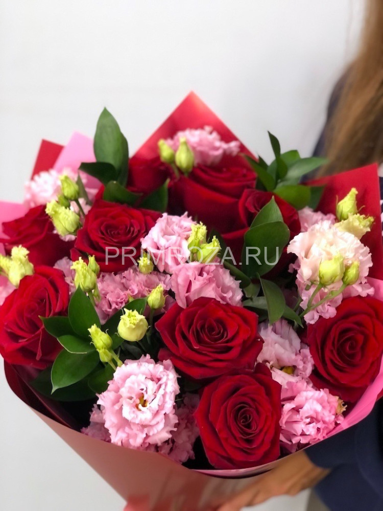 Букет из роз и эустом  #7399