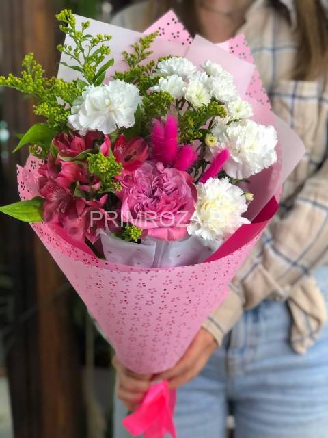 Букет с пионовидной розой