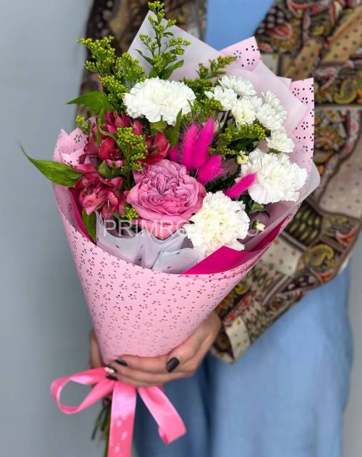 Букет с пионовидной розой