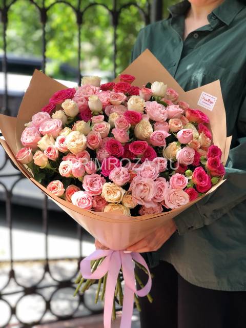 Букет из 25 кустовых роз #R0056 3