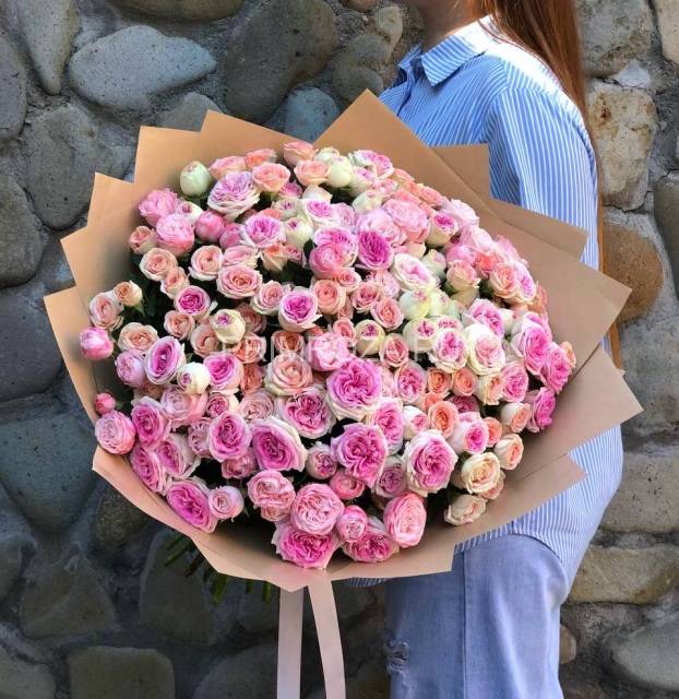 Букет из mix букетных роз #R0056