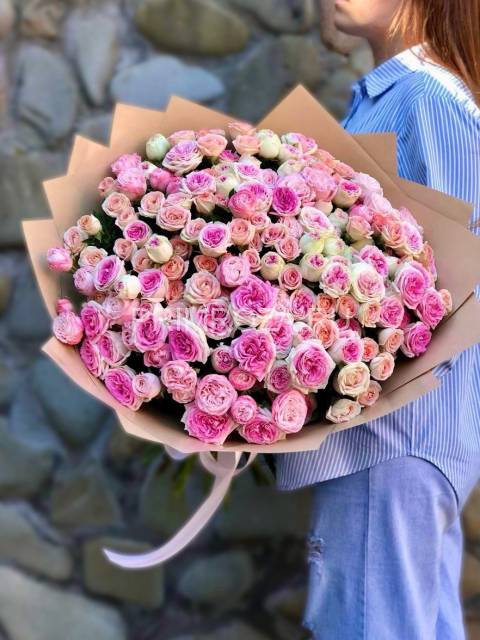 Букет из 35 кустовых роз (mix)