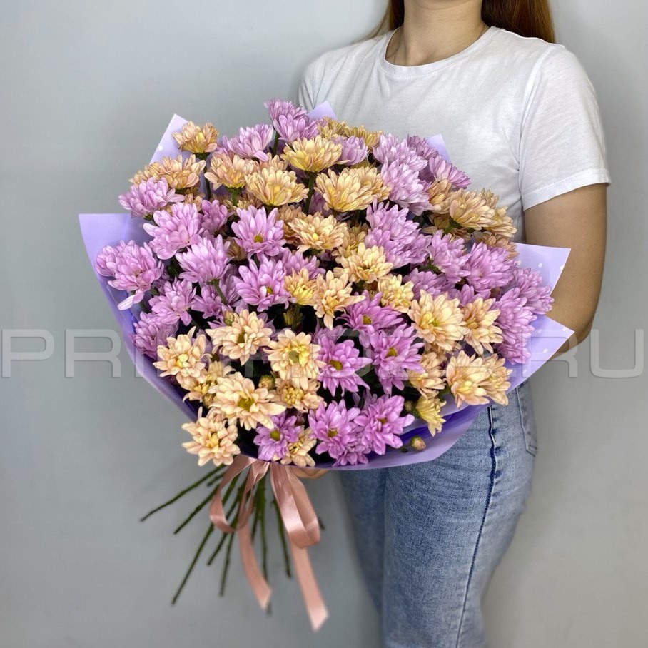 Цветы c доставкой во Владивостоке <br>Букет из 15 кустовых хризантем  
