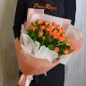 Букет из оранжевых кустовых роз  #R00482