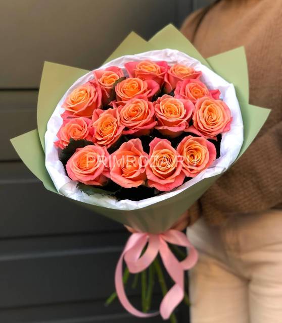 Букет из 15 роз mix