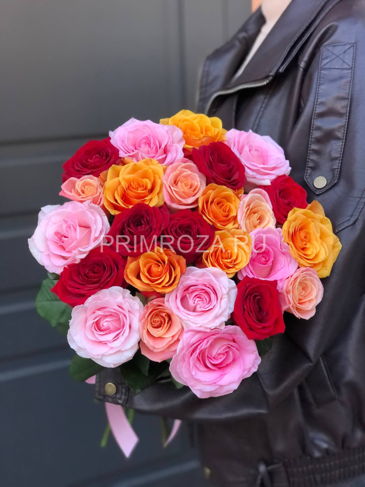 Букет из 25 роз микс  