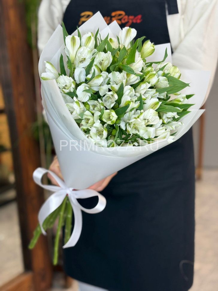 Цветы c доставкой во Владивостоке <br>Букет из 7 альстромерий 