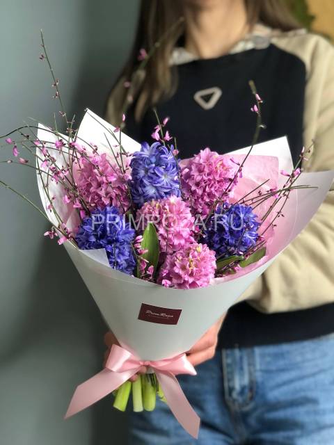 Букет комплимент с гиацинтами #2455