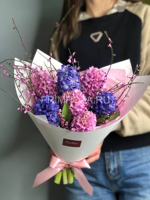 Букет комплимент с гиацинтами #2455