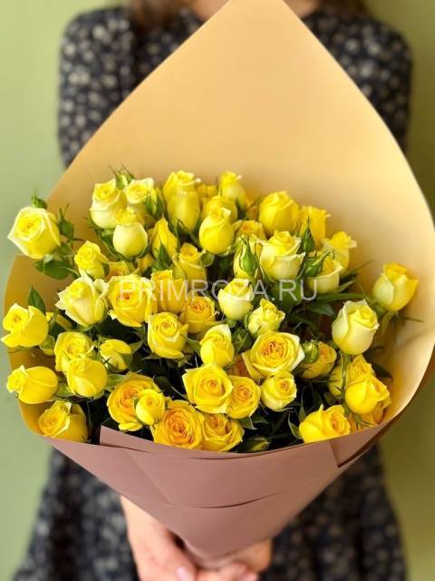 Букет из 9 кустовых роз 