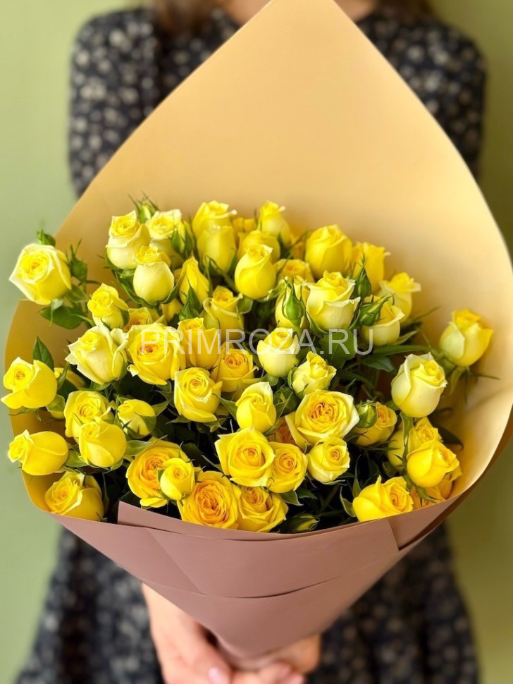 Букет из 9 кустовых роз 