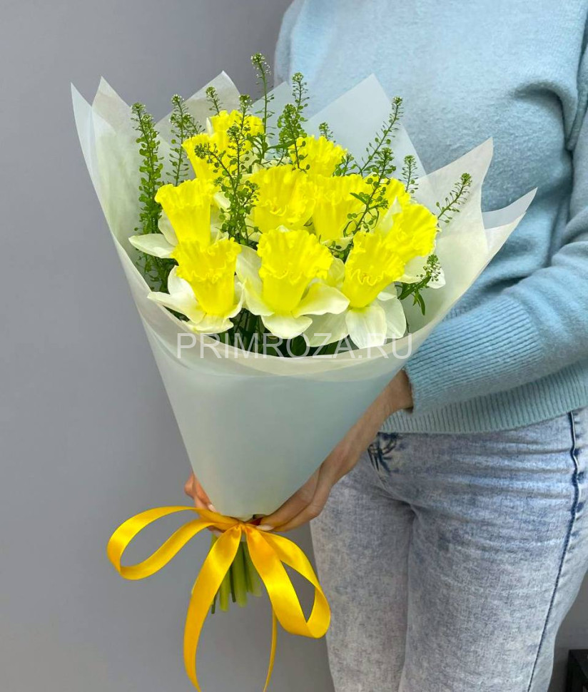 Цветы c доставкой во Владивостоке <br>Букет из нарциссов #S4225 