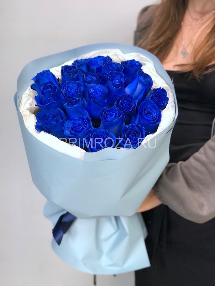 Цветы c доставкой во Владивостоке <br>Букет синих роз (21 шт)  