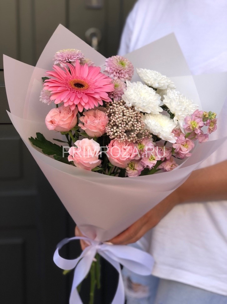 Цветы c доставкой во Владивостоке <br>Сборный букет #6704 