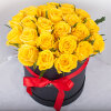 Букет из желтых роз в шляпной коробке #R00601 доставка во Владивостоке фото 2 — Primroza