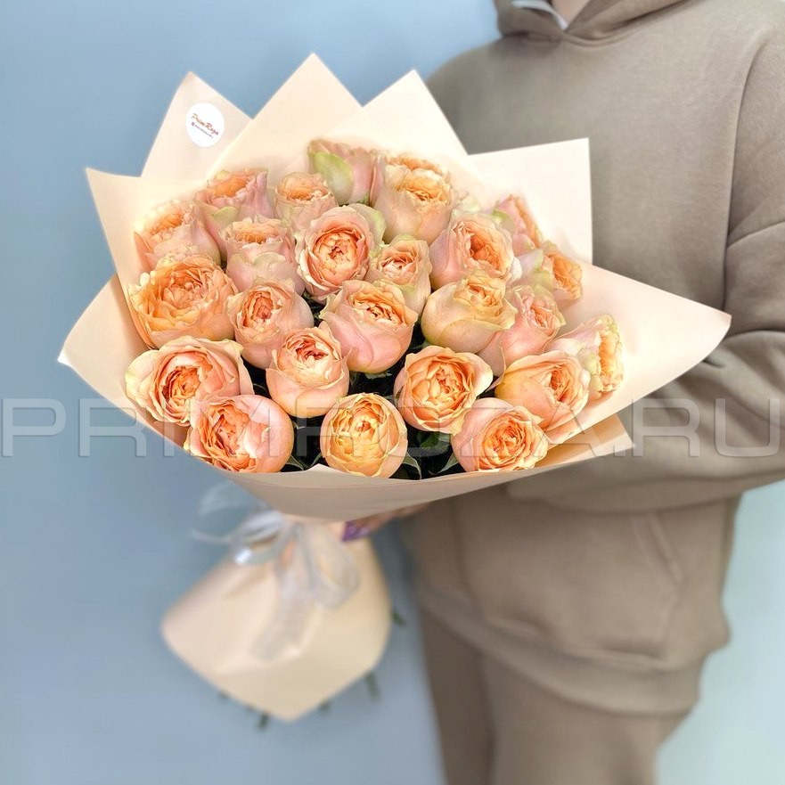 25 пионовидных роз в упаковке #R4705 доставка во Владивостоке фото 1 — Primroza