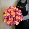 Букет из 51 разноцветной розы #SR05 доставка во Владивостоке фото 1 — Primroza