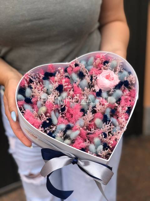 Сборная композиция из сухоцветов #B5554