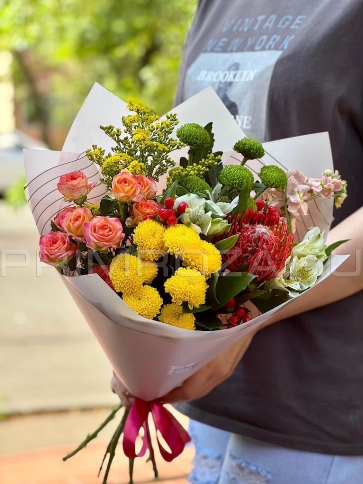 Цветы c доставкой во Владивостоке <br>Букет с нутаном  