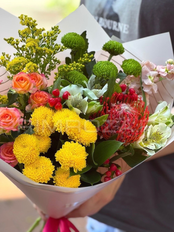 Цветы c доставкой во Владивостоке <br>Букет с нутаном  