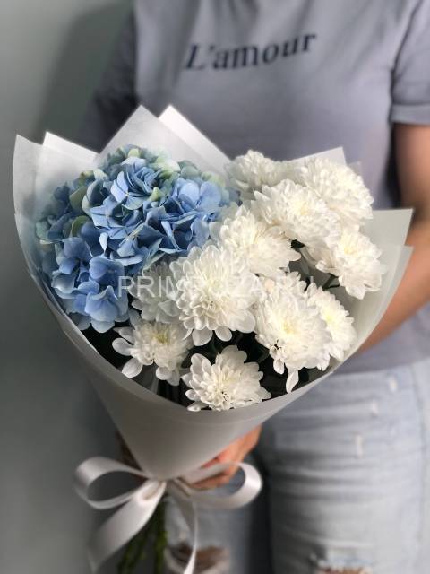 Букет с гортензией «Дыхание Алтая»