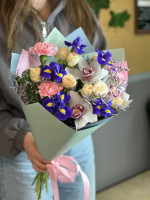 Ассорти букет с ирисами #A1519