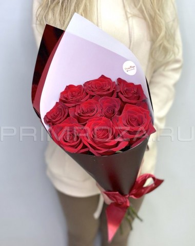 9 роз ЭКВАДОР в упаковке #R4639